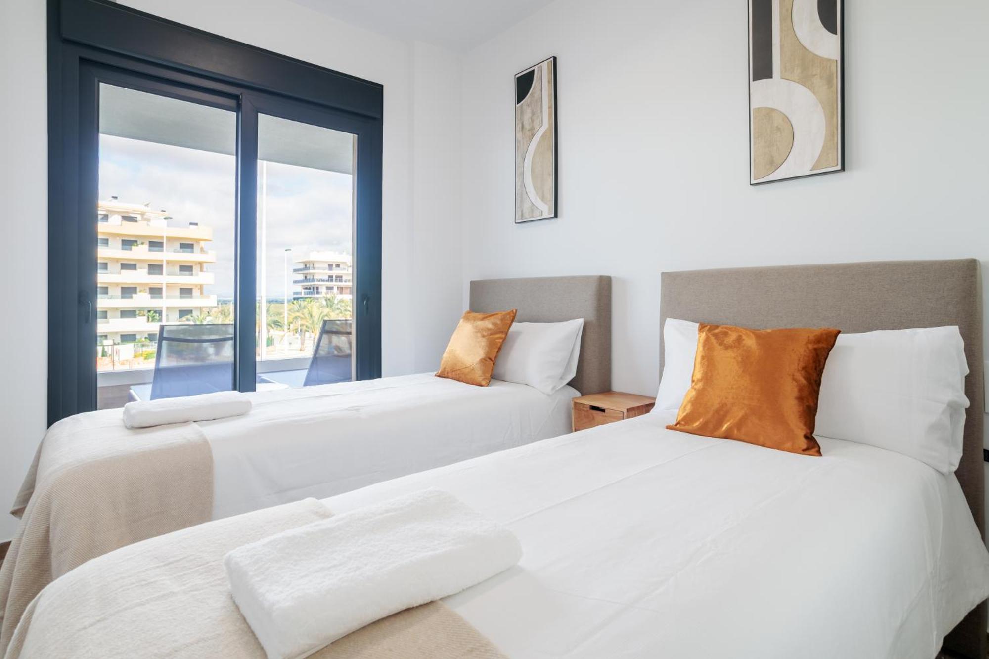 Arenales Terrace Refugee New Apartment With Pool And Gym Ареналес-дель-Соль Екстер'єр фото